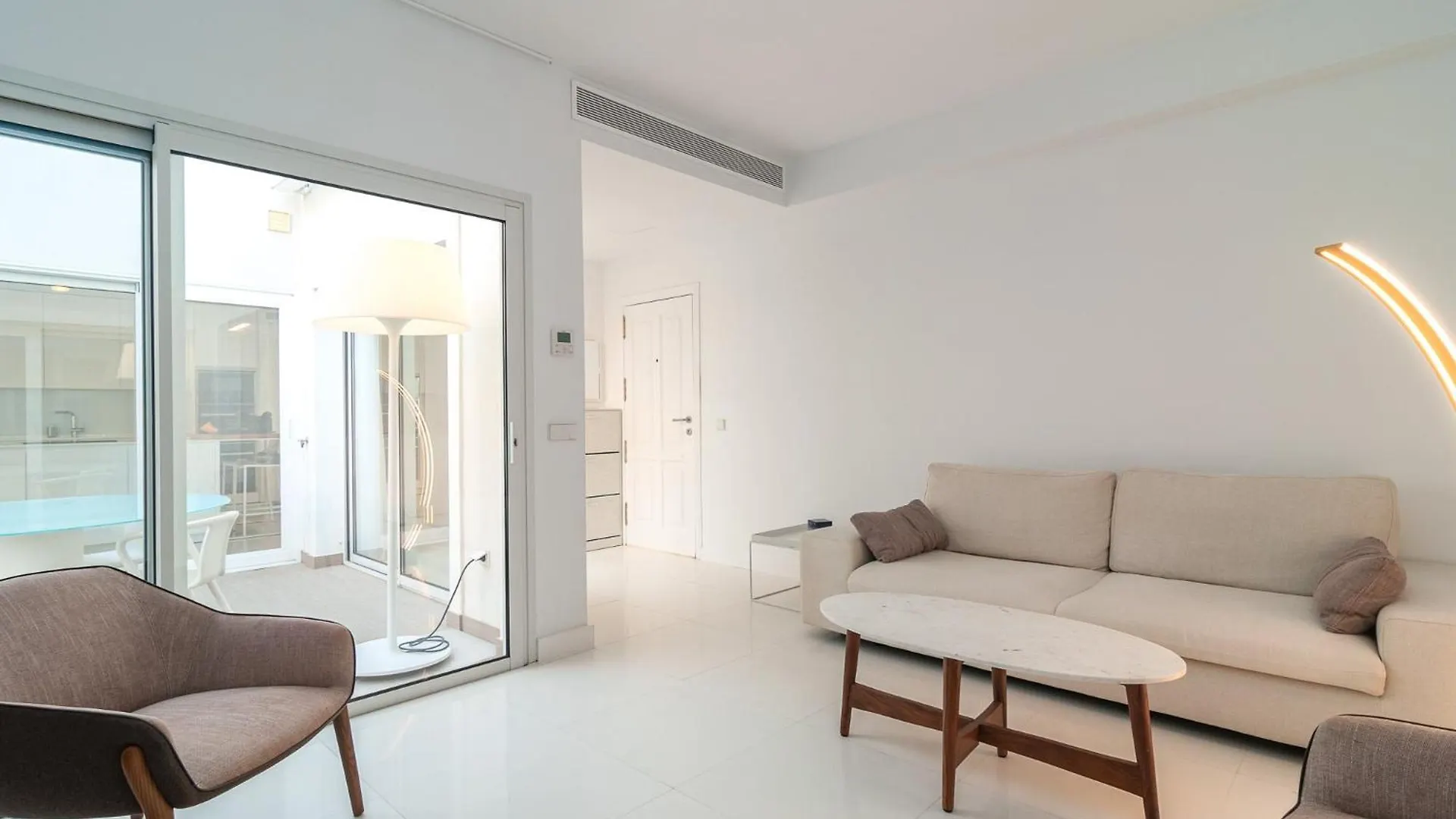 Luxurious Apartment In Terrazas Del Duque Costa Adeje  Espanha